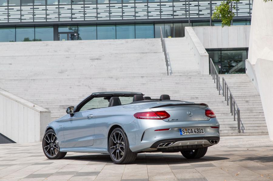  Mercedes-AMG C43 4Matic Cabriolet 2016 года  (фото 28 из 39)